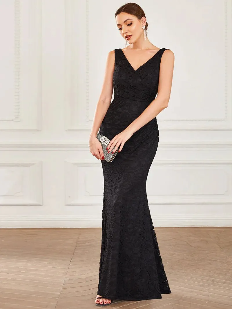 Lace V-Neck Fitted Evening Dress