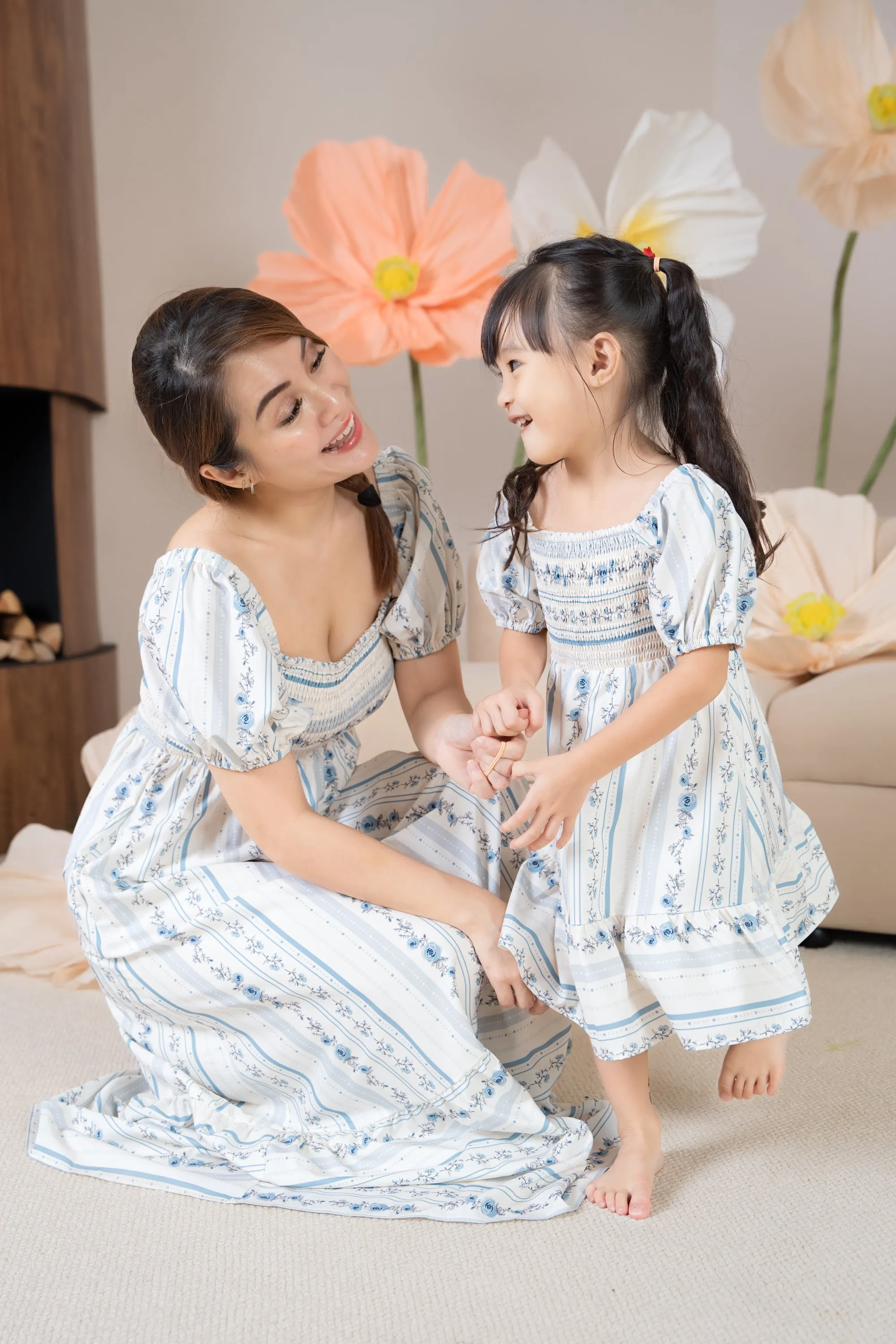 Mini Diana Pouf Sleeves Smocked Drophem Dress in Vintage Blue (Kids)