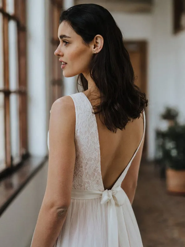 Simple Wedding Dress Backless Bridal Gowns Chiffon V-Neck A-Line Bridal Dresses